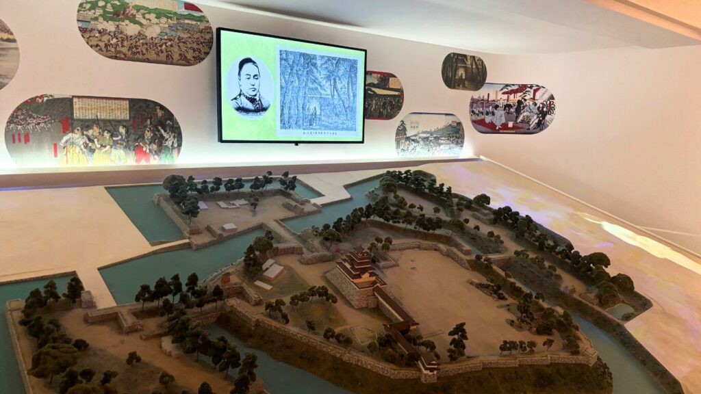 Interactive display in Tsurugajo Castle - Japan Navi Journey